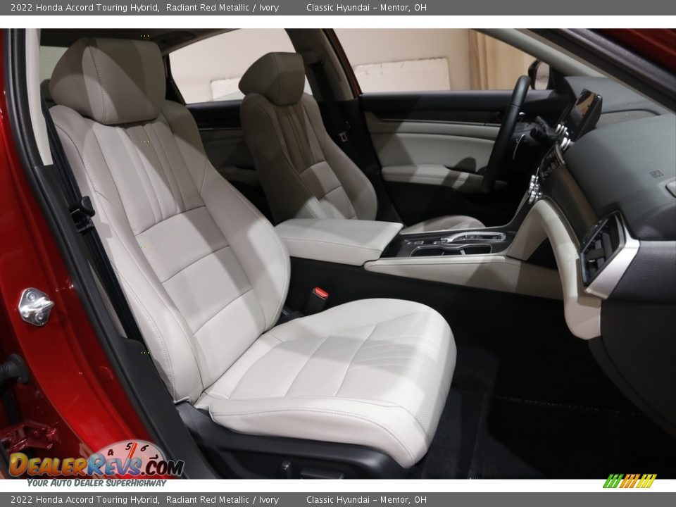 Front Seat of 2022 Honda Accord Touring Hybrid Photo #17