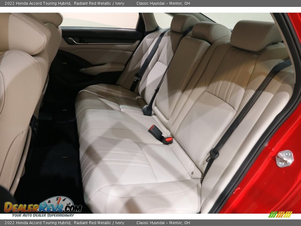 2022 Honda Accord Touring Hybrid Radiant Red Metallic / Ivory Photo #19