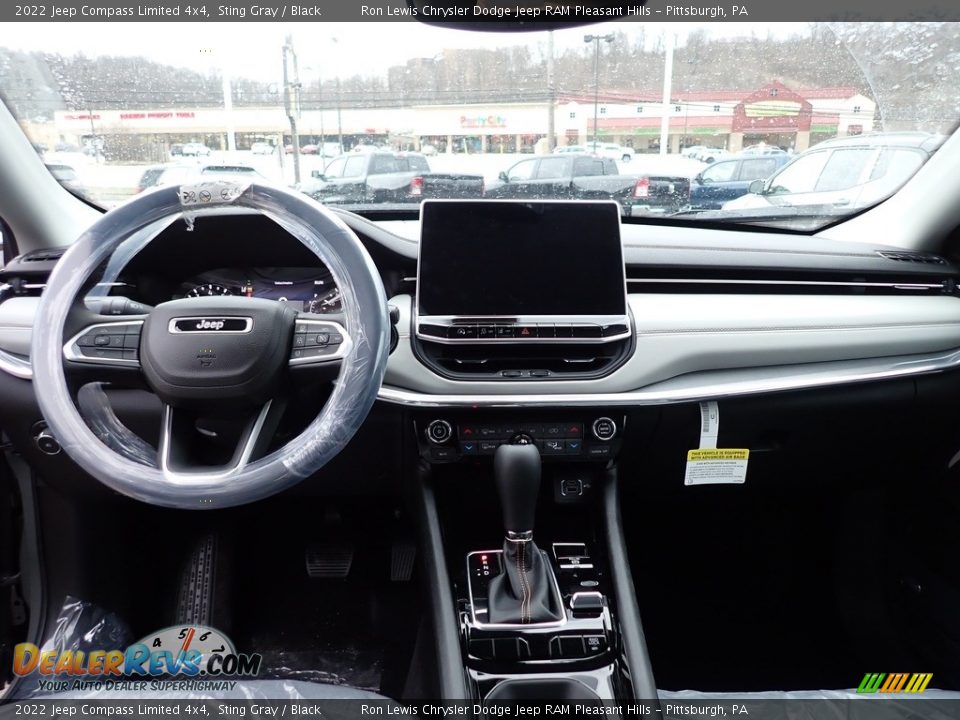 2022 Jeep Compass Limited 4x4 Sting Gray / Black Photo #13