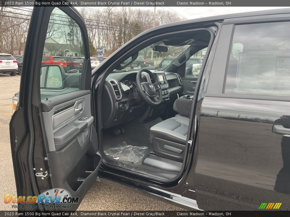 2023 Ram 1500 Big Horn Quad Cab 4x4 Diamond Black Crystal Pearl / Diesel Gray/Black Photo #8