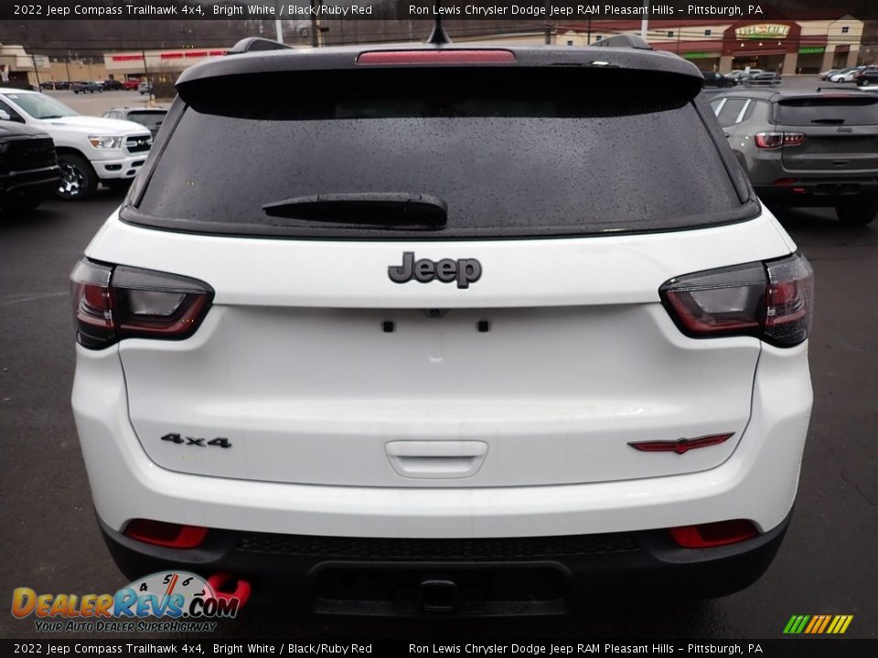 2022 Jeep Compass Trailhawk 4x4 Bright White / Black/Ruby Red Photo #4