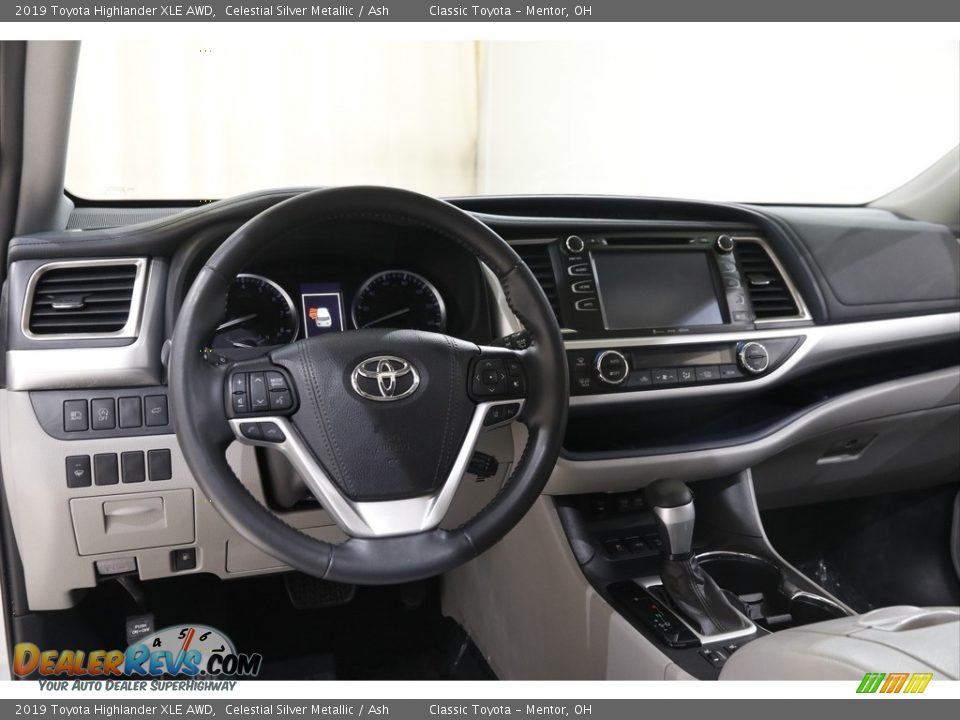 2019 Toyota Highlander XLE AWD Celestial Silver Metallic / Ash Photo #6