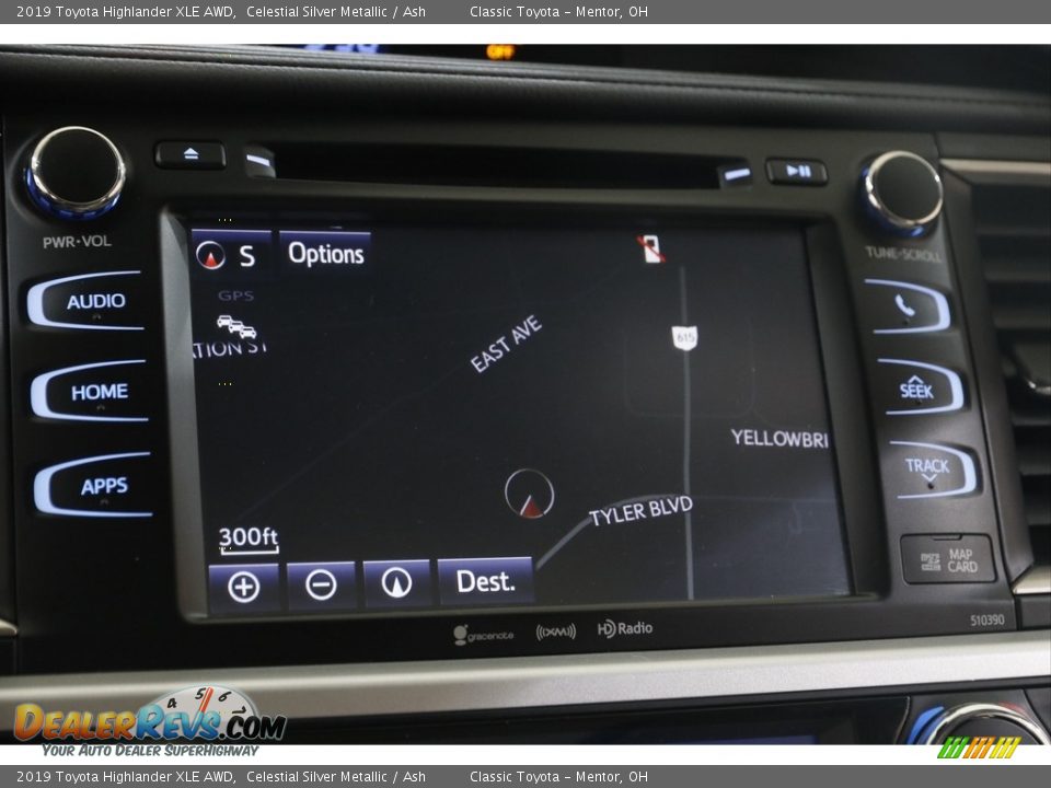 2019 Toyota Highlander XLE AWD Celestial Silver Metallic / Ash Photo #11