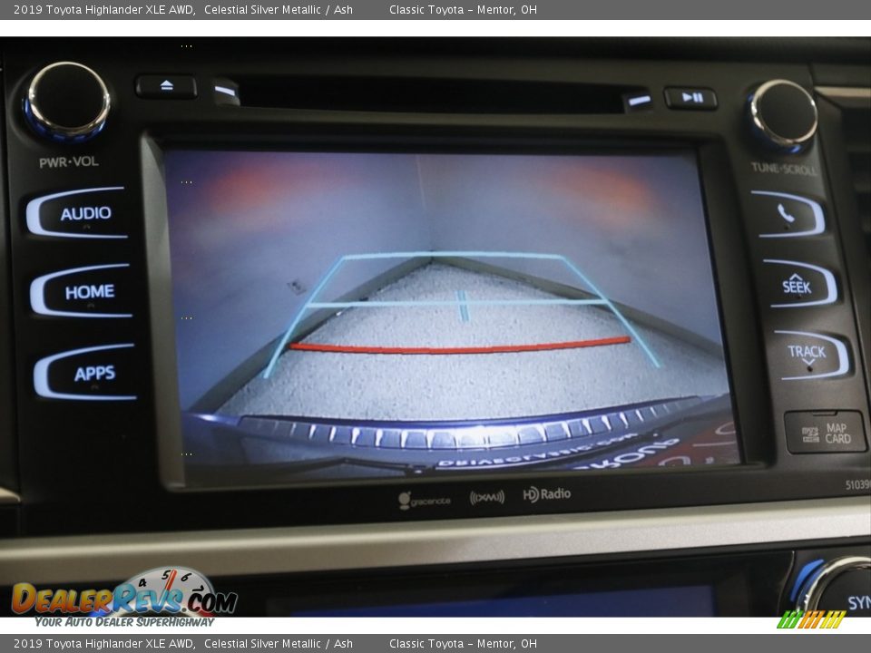 2019 Toyota Highlander XLE AWD Celestial Silver Metallic / Ash Photo #14