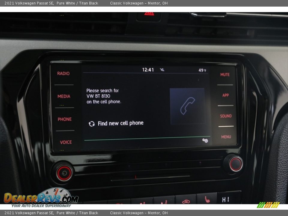 2021 Volkswagen Passat SE Pure White / Titan Black Photo #11