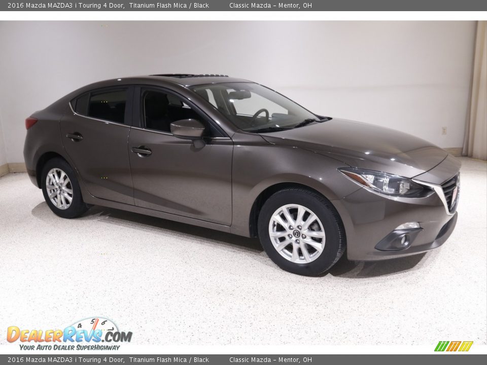 Front 3/4 View of 2016 Mazda MAZDA3 i Touring 4 Door Photo #1