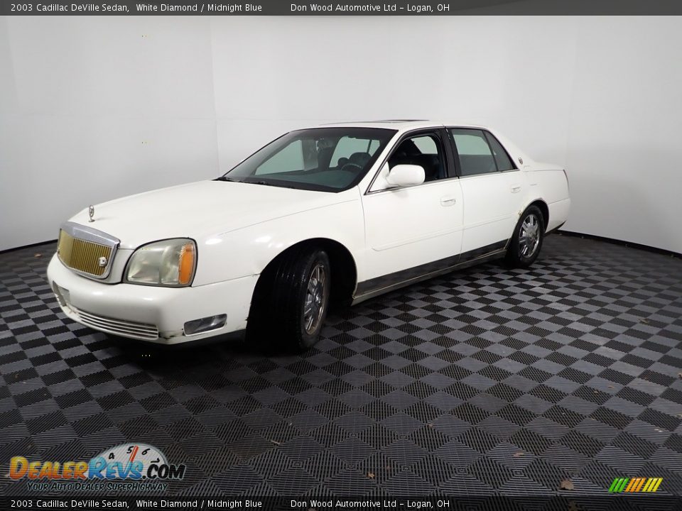 2003 Cadillac DeVille Sedan White Diamond / Midnight Blue Photo #3