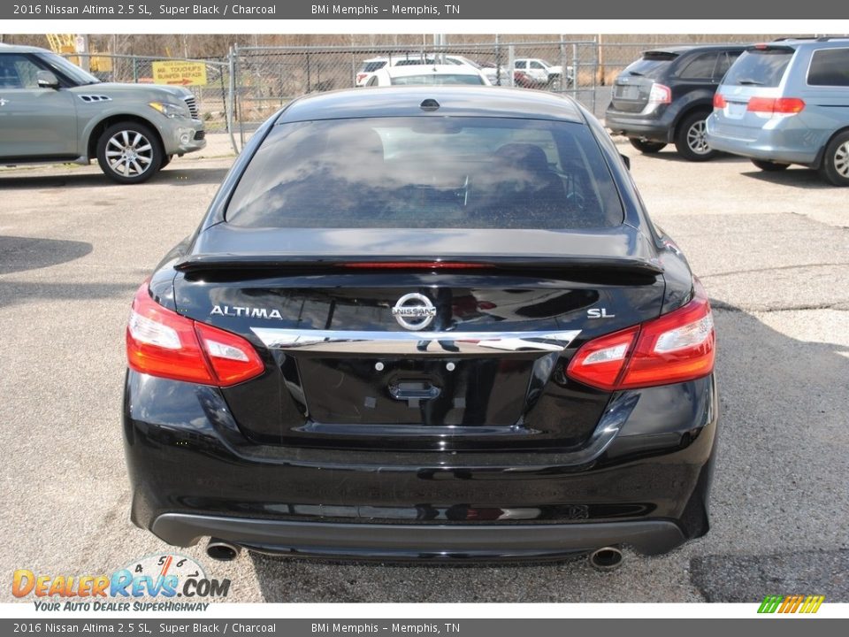 2016 Nissan Altima 2.5 SL Super Black / Charcoal Photo #4