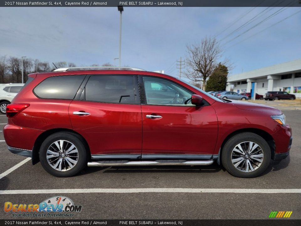 2017 Nissan Pathfinder SL 4x4 Cayenne Red / Almond Photo #4