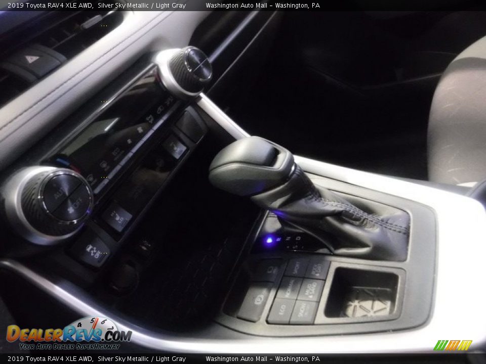 2019 Toyota RAV4 XLE AWD Silver Sky Metallic / Light Gray Photo #23