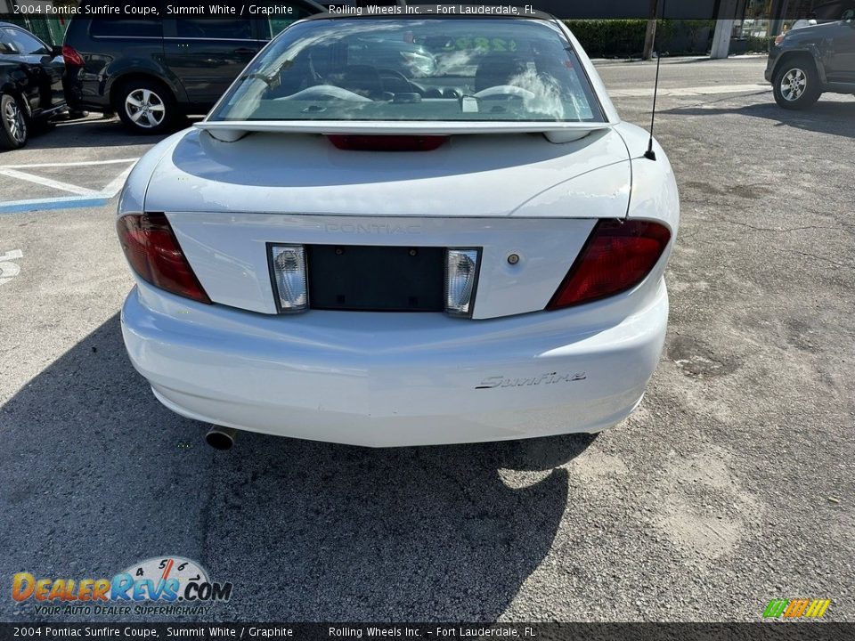 2004 Pontiac Sunfire Coupe Summit White / Graphite Photo #3