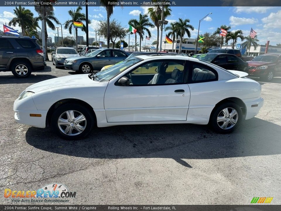 2004 Pontiac Sunfire Coupe Summit White / Graphite Photo #4