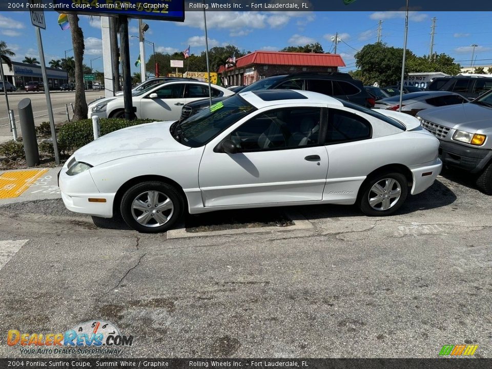 2004 Pontiac Sunfire Coupe Summit White / Graphite Photo #5