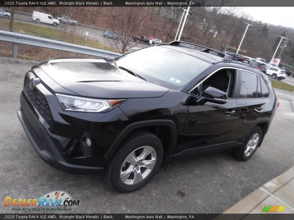 2020 Toyota RAV4 XLE AWD Midnight Black Metallic / Black Photo #13