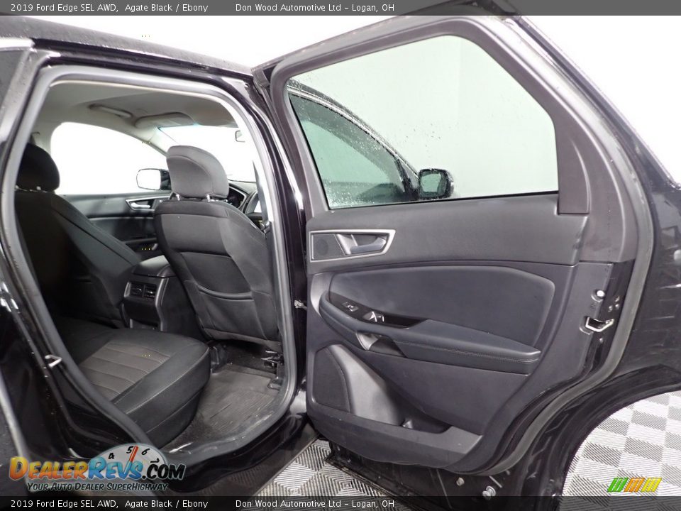 2019 Ford Edge SEL AWD Agate Black / Ebony Photo #28