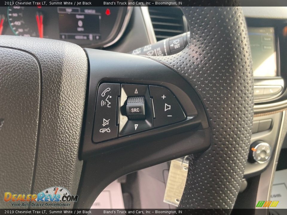 2019 Chevrolet Trax LT Summit White / Jet Black Photo #17