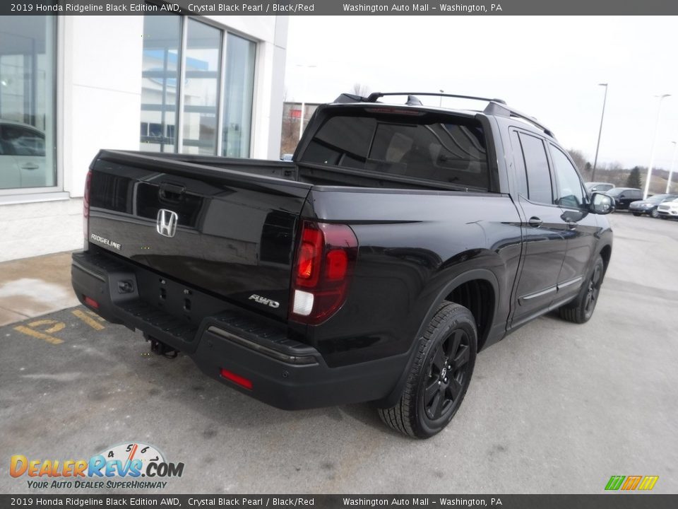 2019 Honda Ridgeline Black Edition AWD Crystal Black Pearl / Black/Red Photo #11