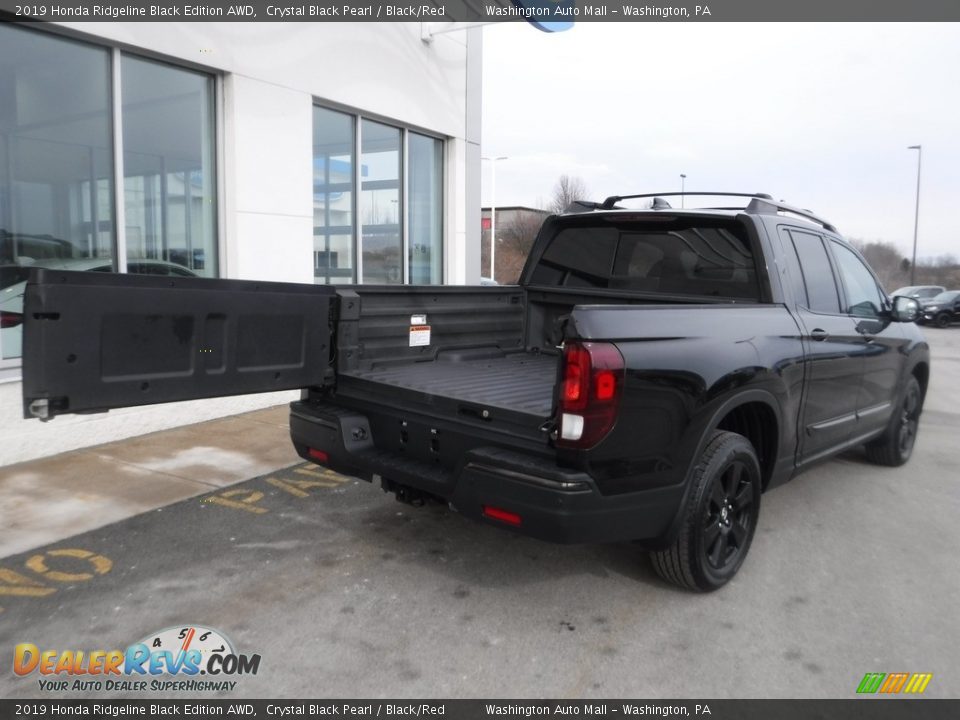 2019 Honda Ridgeline Black Edition AWD Crystal Black Pearl / Black/Red Photo #16