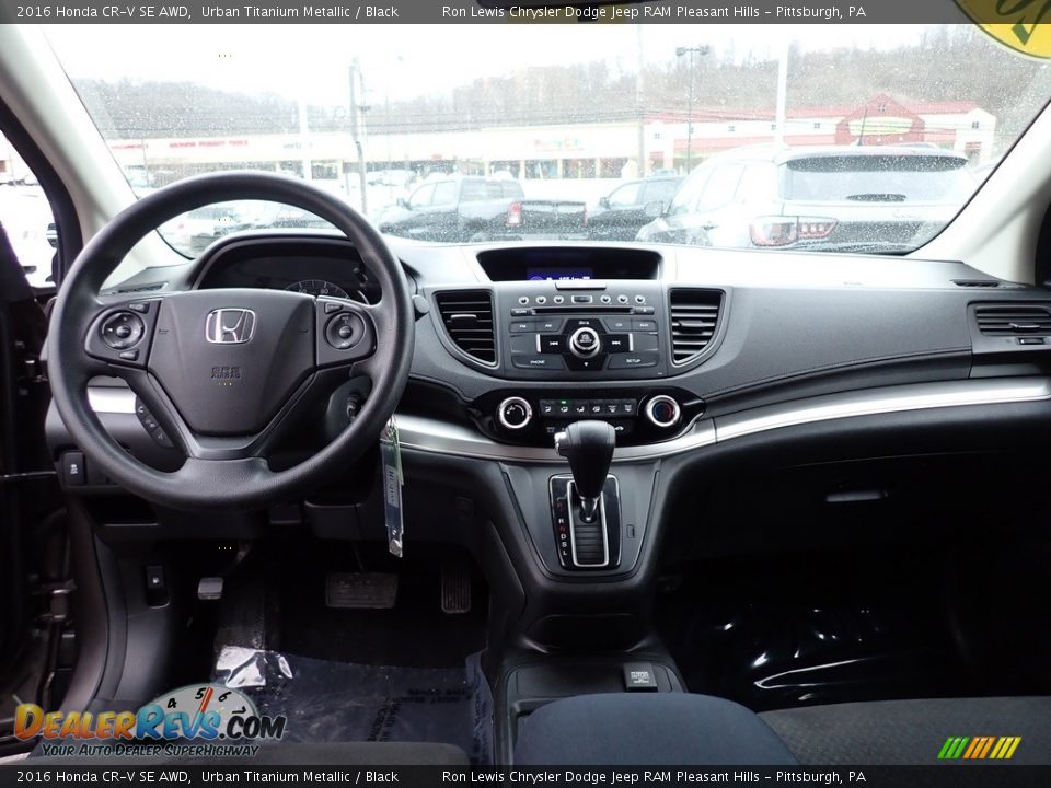 Dashboard of 2016 Honda CR-V SE AWD Photo #13