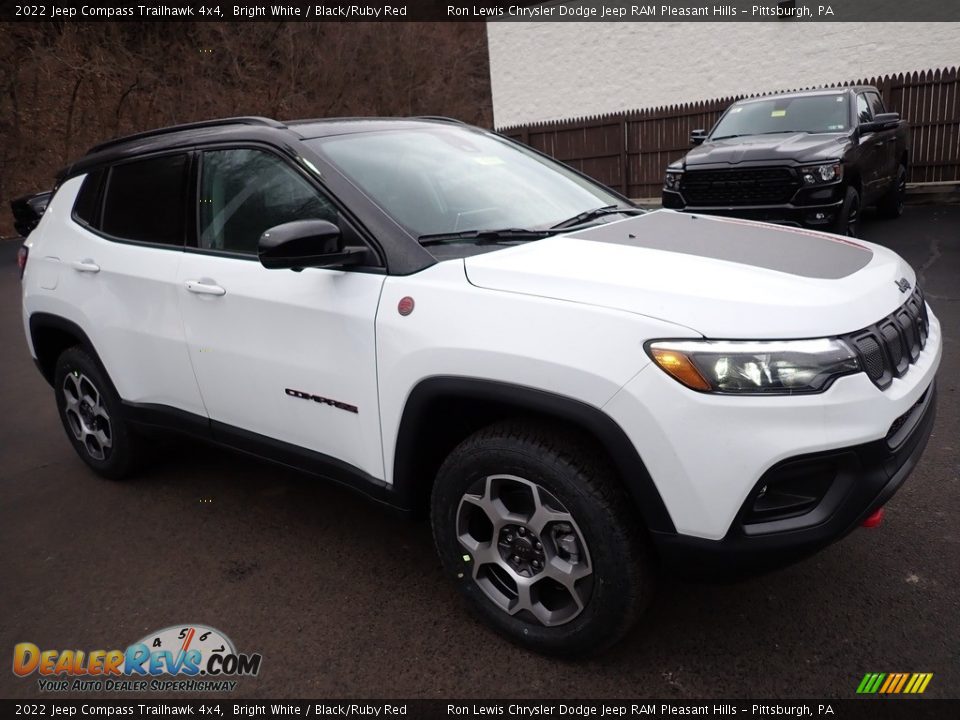 2022 Jeep Compass Trailhawk 4x4 Bright White / Black/Ruby Red Photo #8