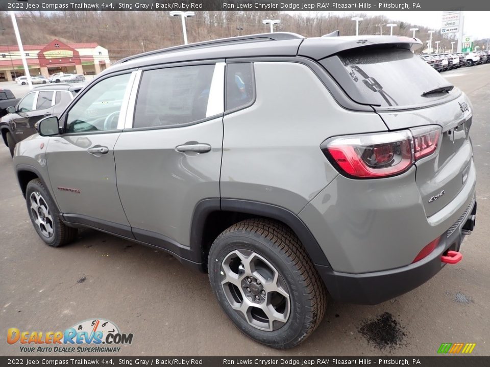 2022 Jeep Compass Trailhawk 4x4 Sting Gray / Black/Ruby Red Photo #3
