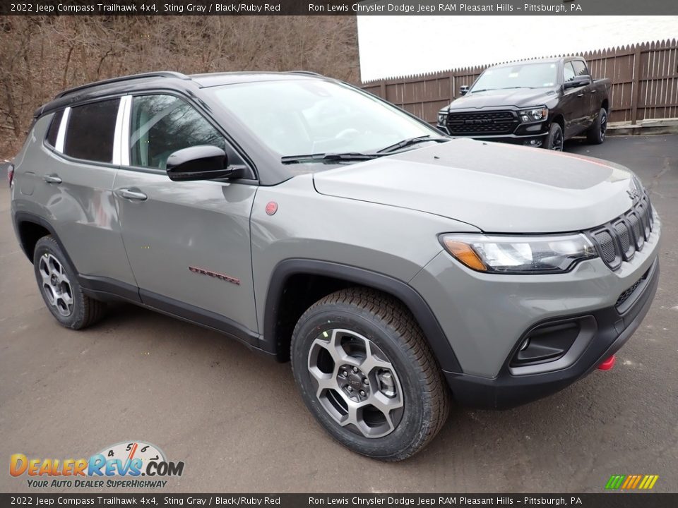 2022 Jeep Compass Trailhawk 4x4 Sting Gray / Black/Ruby Red Photo #8