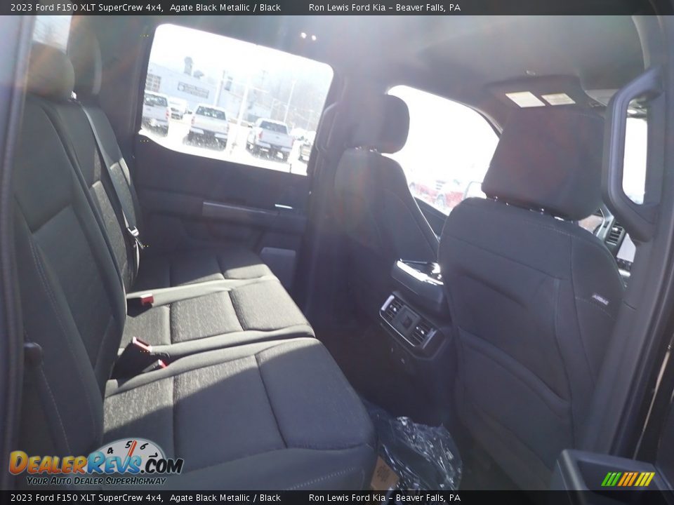 2023 Ford F150 XLT SuperCrew 4x4 Agate Black Metallic / Black Photo #10