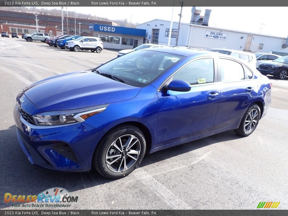 2023 Kia Forte LXS Deep Sea Blue / Black Photo #4