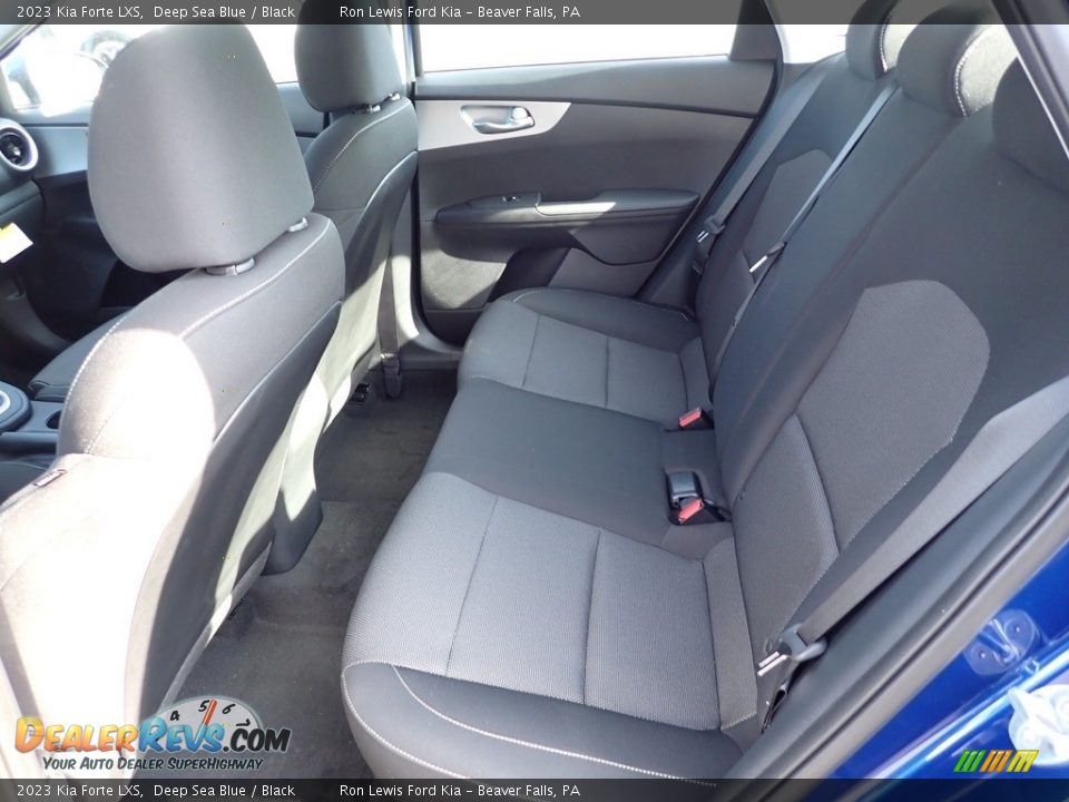 2023 Kia Forte LXS Deep Sea Blue / Black Photo #12