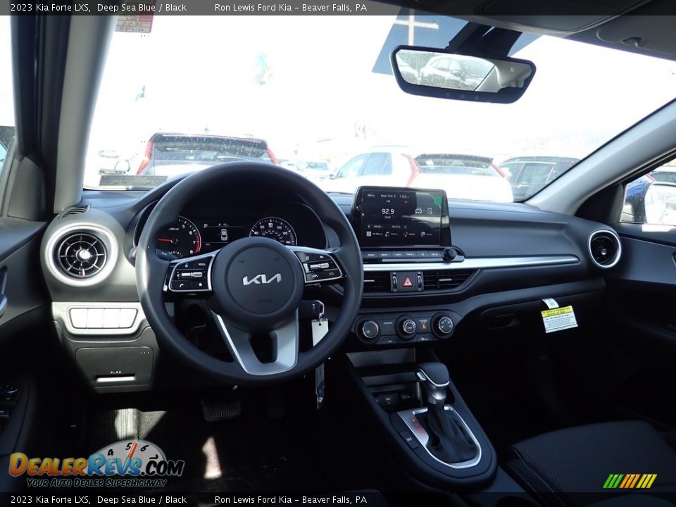 2023 Kia Forte LXS Deep Sea Blue / Black Photo #13