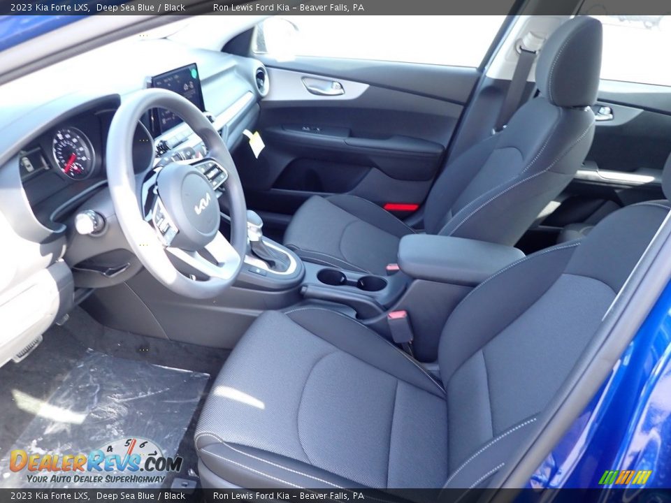 2023 Kia Forte LXS Deep Sea Blue / Black Photo #14