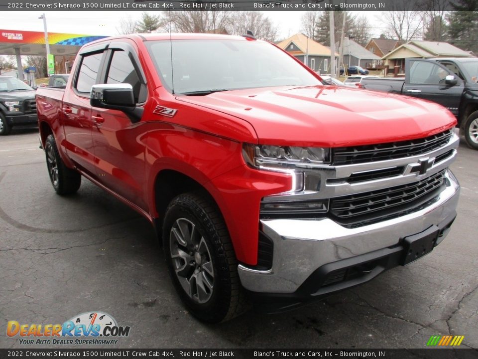 2022 Chevrolet Silverado 1500 Limited LT Crew Cab 4x4 Red Hot / Jet Black Photo #5