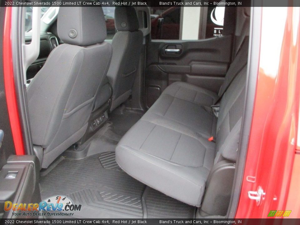 2022 Chevrolet Silverado 1500 Limited LT Crew Cab 4x4 Red Hot / Jet Black Photo #8