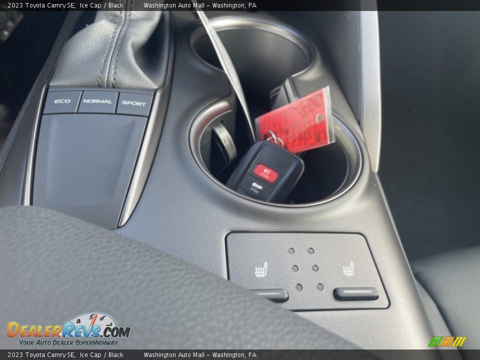 Keys of 2023 Toyota Camry SE Photo #12