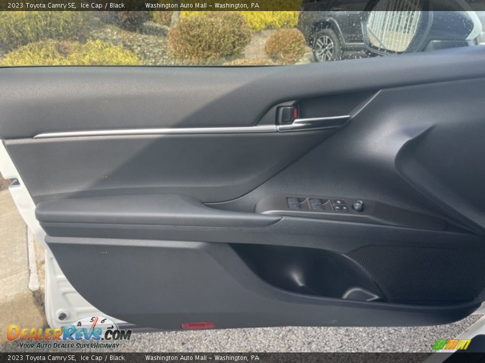 Door Panel of 2023 Toyota Camry SE Photo #21
