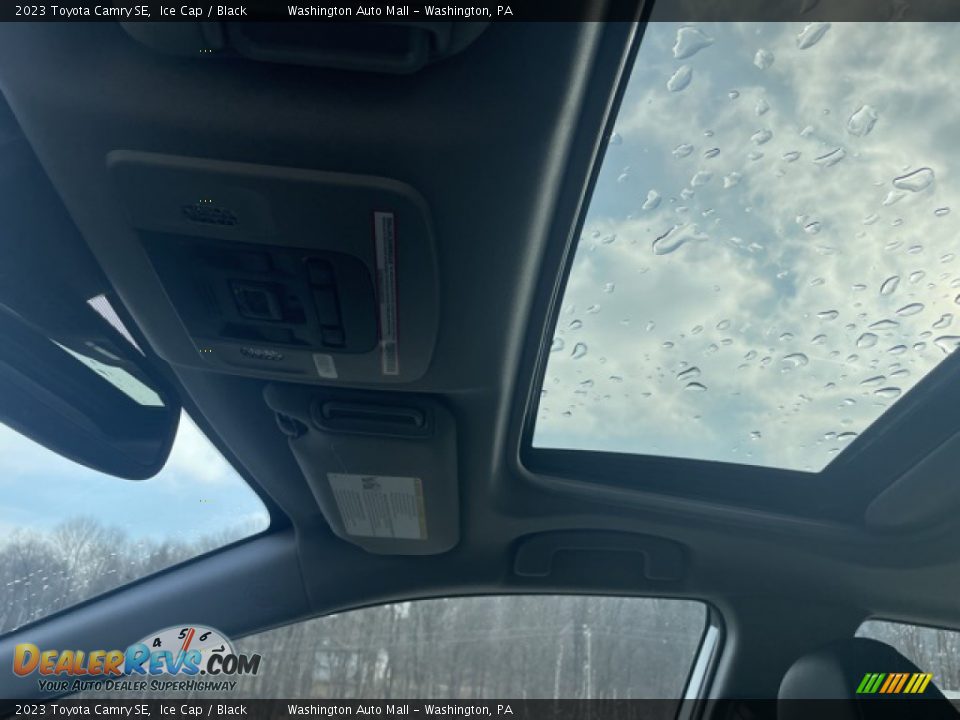 Sunroof of 2023 Toyota Camry SE Photo #22