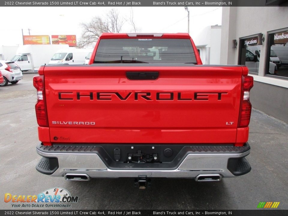 2022 Chevrolet Silverado 1500 Limited LT Crew Cab 4x4 Red Hot / Jet Black Photo #28