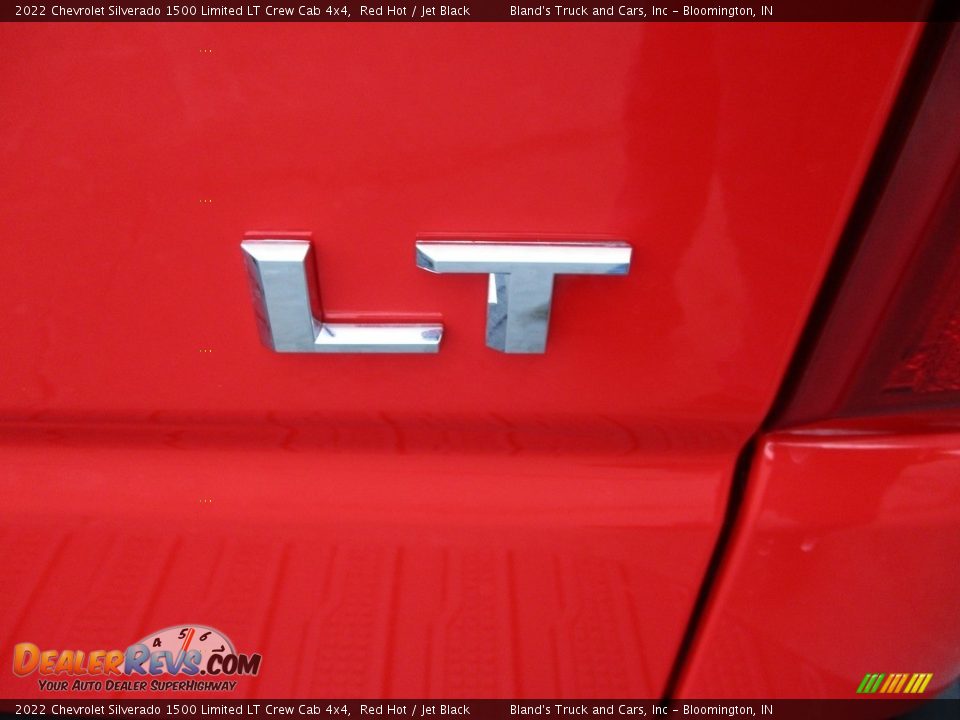 2022 Chevrolet Silverado 1500 Limited LT Crew Cab 4x4 Red Hot / Jet Black Photo #29