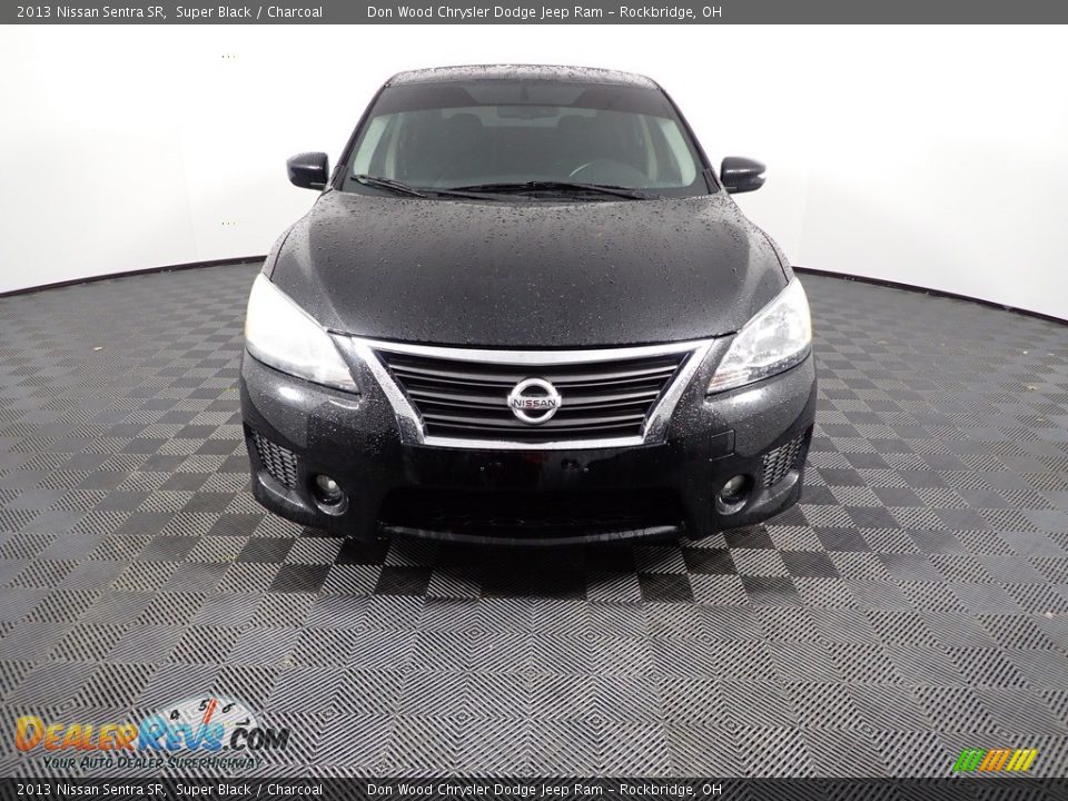 2013 Nissan Sentra SR Super Black / Charcoal Photo #5