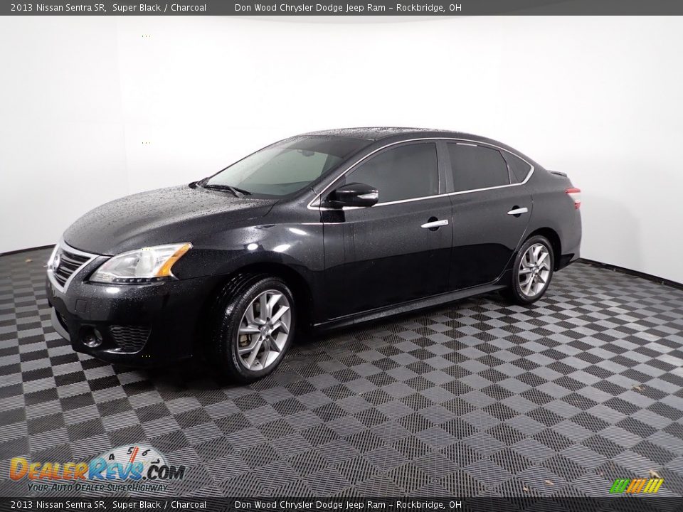 2013 Nissan Sentra SR Super Black / Charcoal Photo #6