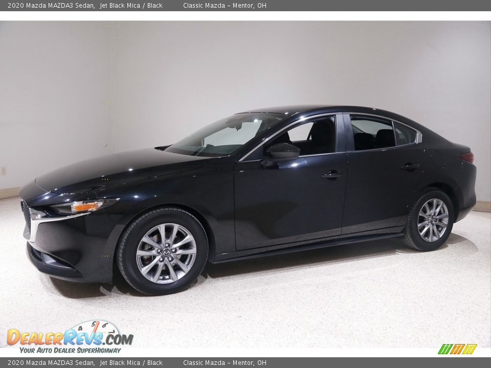 Front 3/4 View of 2020 Mazda MAZDA3 Sedan Photo #3
