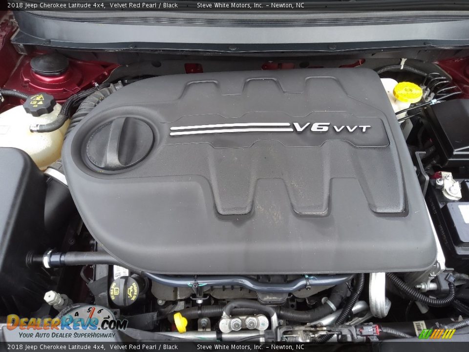 2018 Jeep Cherokee Latitude 4x4 3.2 Liter DOHC 24-Valve VVT Pentastar V6 Engine Photo #10