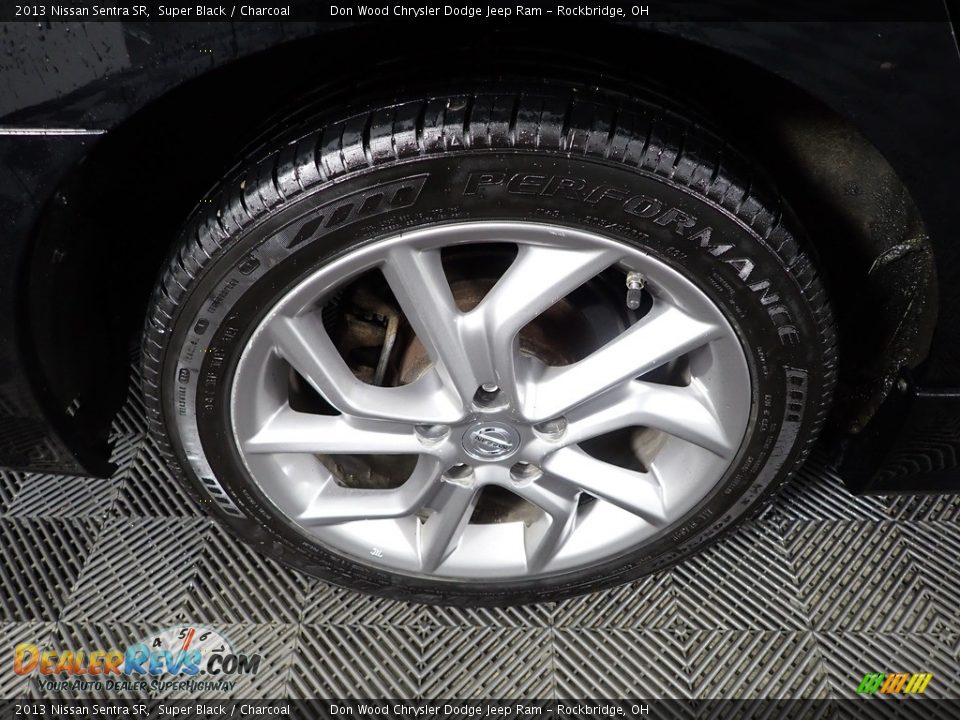 2013 Nissan Sentra SR Super Black / Charcoal Photo #31