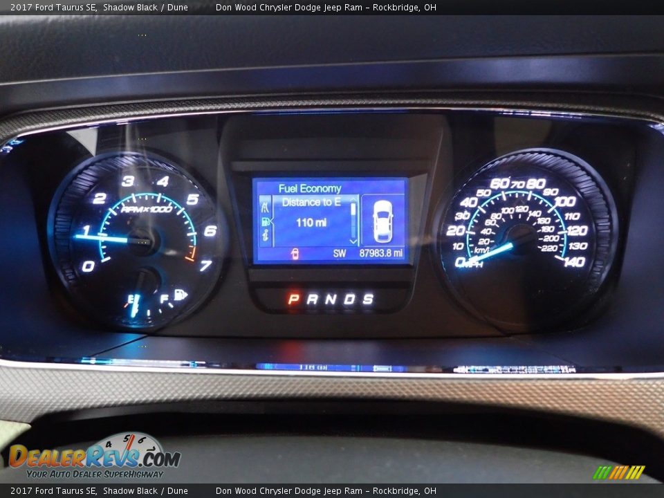 2017 Ford Taurus SE Gauges Photo #17