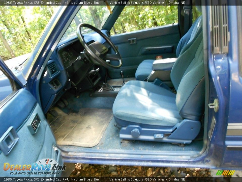 Blue Interior - 1986 Toyota Pickup SR5 Extended Cab 4x4 Photo #1