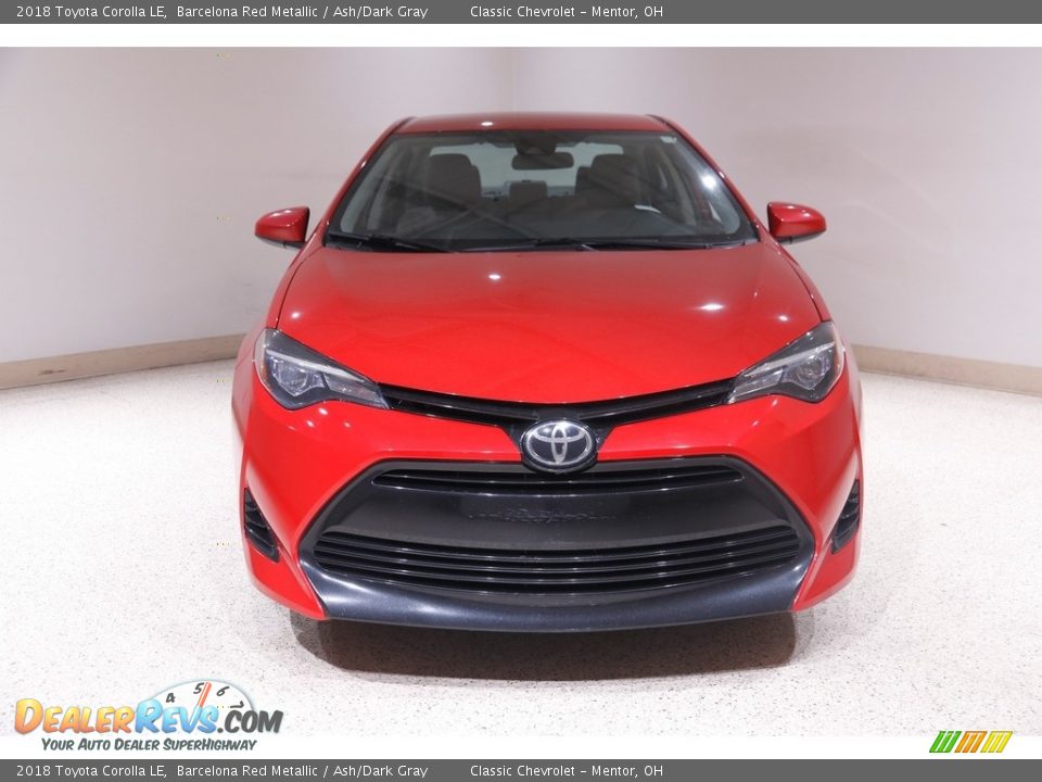 2018 Toyota Corolla LE Barcelona Red Metallic / Ash/Dark Gray Photo #2