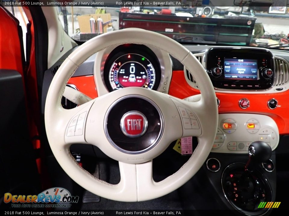 Dashboard of 2018 Fiat 500 Lounge Photo #17