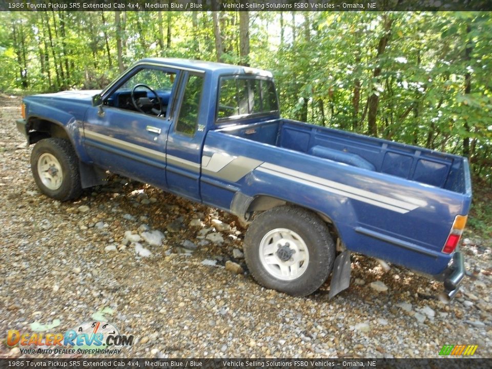 Medium Blue 1986 Toyota Pickup SR5 Extended Cab 4x4 Photo #10