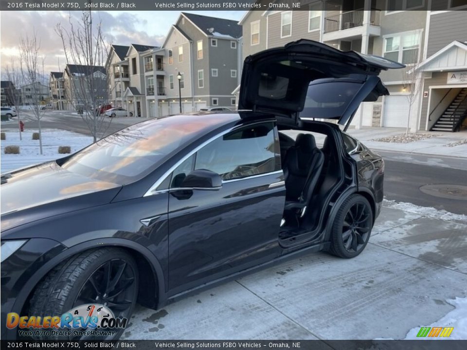 2016 Tesla Model X 75D Solid Black / Black Photo #1