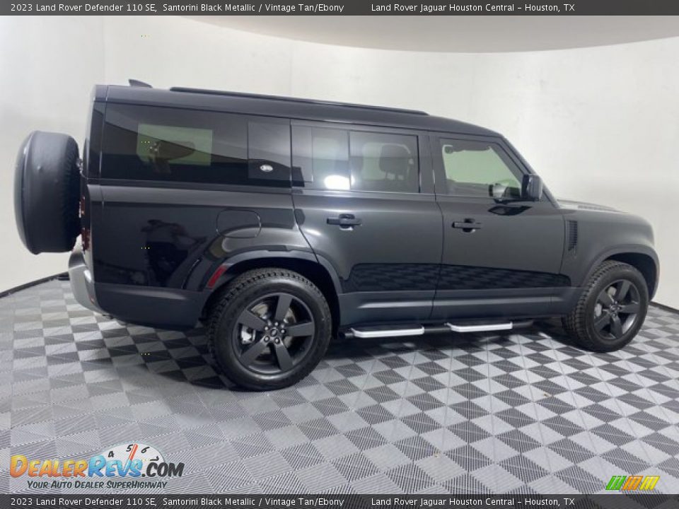 2023 Land Rover Defender 110 SE Santorini Black Metallic / Vintage Tan/Ebony Photo #11